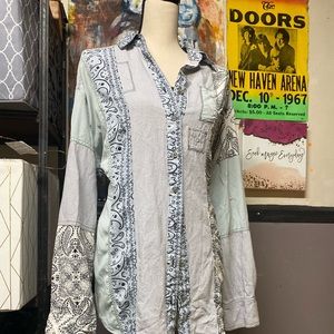 Free people button down women’s shirt large